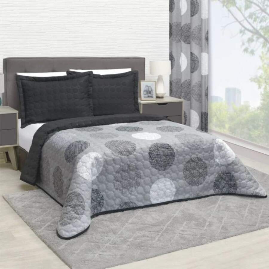 Pinsonic Lightweight Double View Printed Duvet - Black - View 1