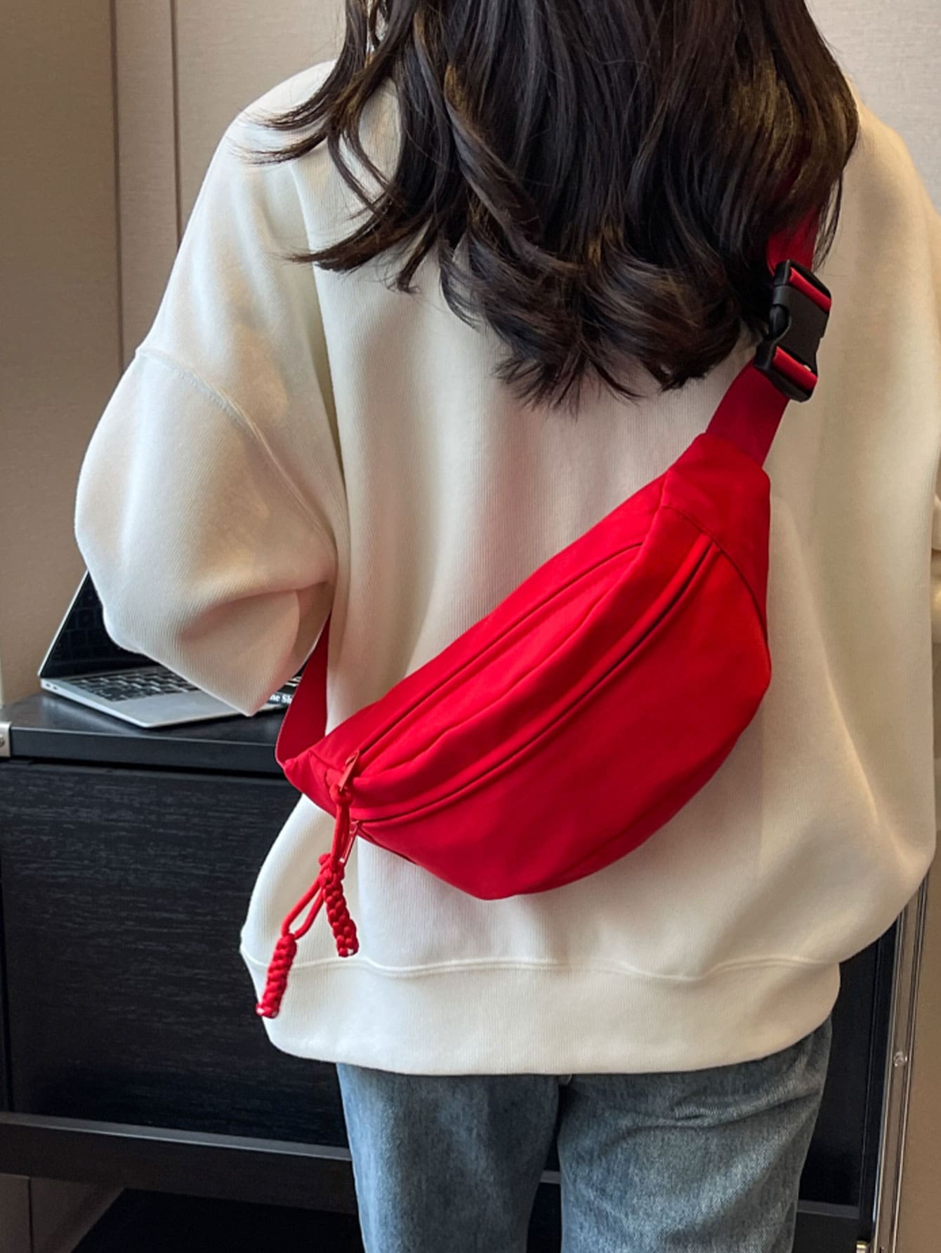 Fashionable Ladies Crossbody Chest Bag And Waist Pack, Casual Women's Bag - Red - View 1