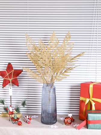 1根65厘米（高）仿真圣诞柏树枝，适用于圣诞派对、万圣节派对、花瓶和绿植装饰、万圣节餐厅和咖啡馆桌面装饰、万圣节商店橱窗展示、万圣节家居窗台花箱、卧室、客厅、壁炉装饰、接待室、会议室、酒店大堂装饰和摆设。