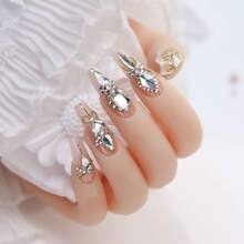 1盒透明平底玻璃鑽石美甲裝飾，包括心形、鑽石、矩形、水滴形式的美甲套裝，DIY美甲迷珠寶，美甲用品，歐美風格美甲鑽石 - 白色 - 查看 5