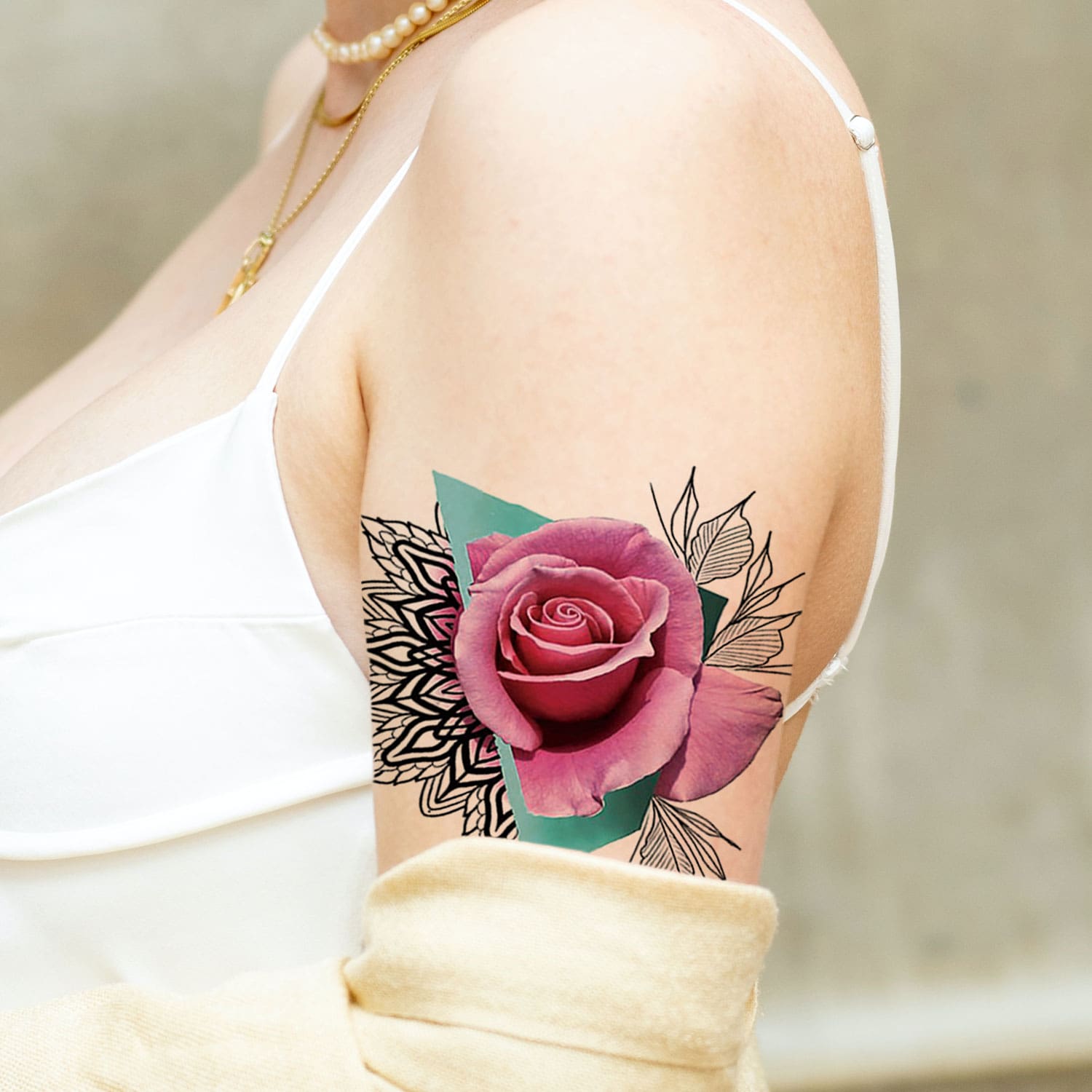 1 Pieza Tatuaje Temporal Con Diseño Rojo De Rosa Y Triangulos Geometricos Para Mujeres, Otras 4 Piezas De Distintos Diseños Para Tatuajes En Cuerpo, Brazo Y Muslo - Multicolor - Ver 1