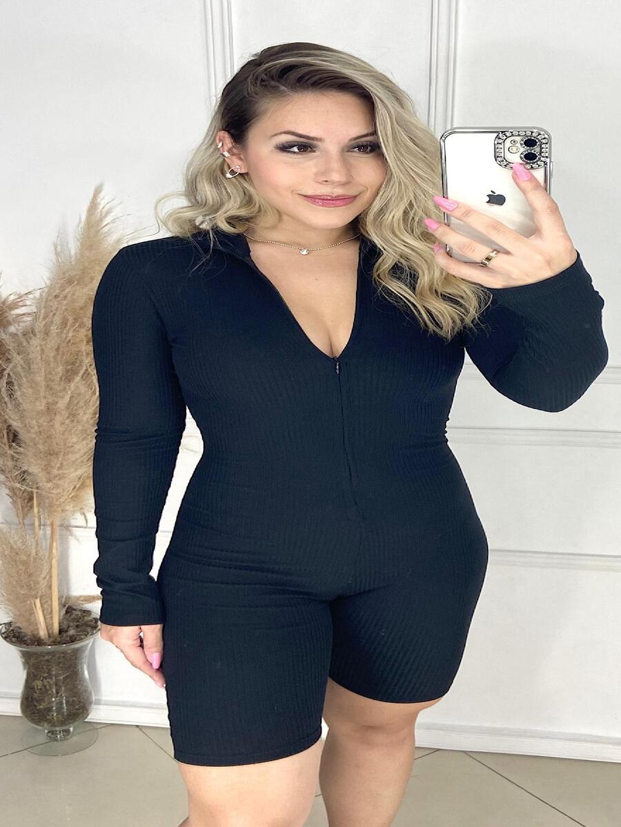 Macaquinho Curto Manga Longa Feminino