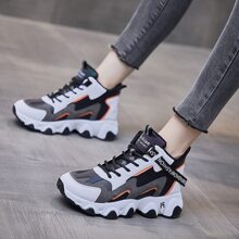Fashionable Colorblock Breathable Casual Athletic Chunky Sneakers With High Top - Black and White - View 3