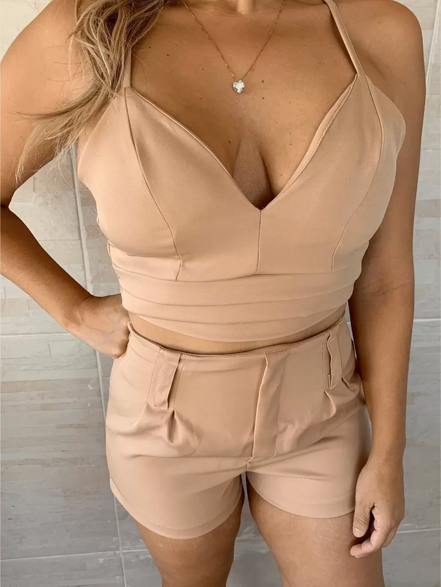 Elegant Women's Tailored Set Shorts And Cropped Top - 杏色 - 查看 1