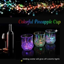 2 Vasos tequileros tazas con luz intermitente multicolor LED automáticas activadas por agua que brillan en la oscuridad - transparente - Ver 6