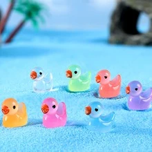 10pcs/lot Creative Resin Craft Duck Shaped Pendant Decoration With Luminous Color & Moss Landscape Design, Random Color - White - View 3