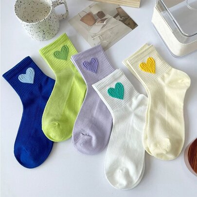 5對隨機發送的甜美風中筒袜,有心型圖案,透氣和吸汗功能