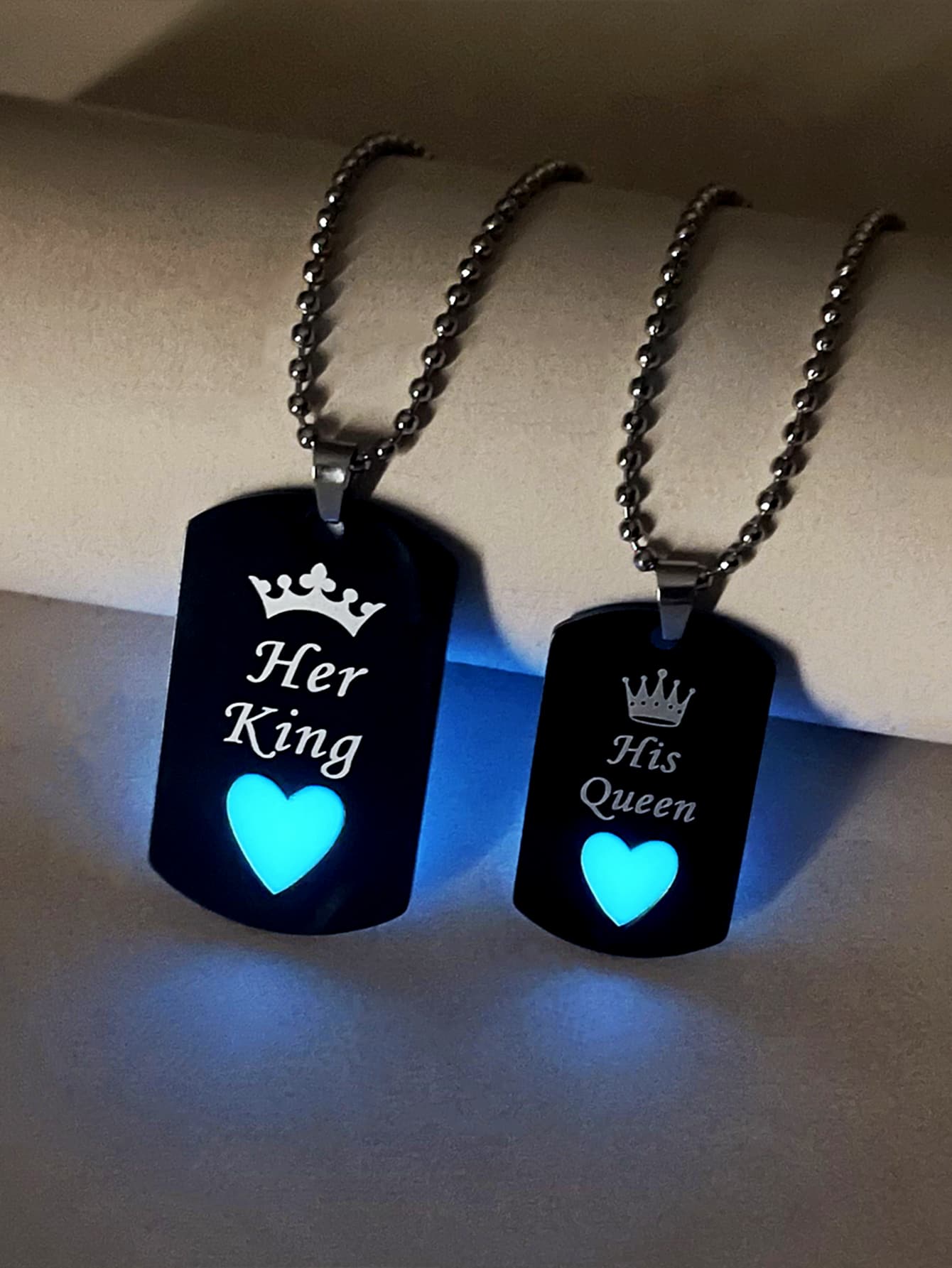 ATLVXJL 2pcs/Set Couple Matching Bracelets Crown Heart Love Glow In The Dark Letter HER KING & HIS QUEEN Stainless Steel Chain Charm Necklace Valentine's Day Gift Couple Gifts,Mom,Mother,Mother's Day,Gift - Multicolor - View 1