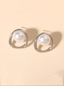 1pair European And American Asymmetrical Geometric Hollow Out Pearl Earrings