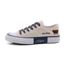2023年新款女款韓風低幫帆布鞋,熊貓印花設計,休閒校園風格,米白色硫化鞋