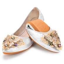 KUNWFNIX Women Ballet Flats Rhinestone Wedding Ballerina Shoes Foldable Sparkly Comfort Slip on Flat Shoes Butterfly Rhinestone Decoration - 銀色 - 查看 2