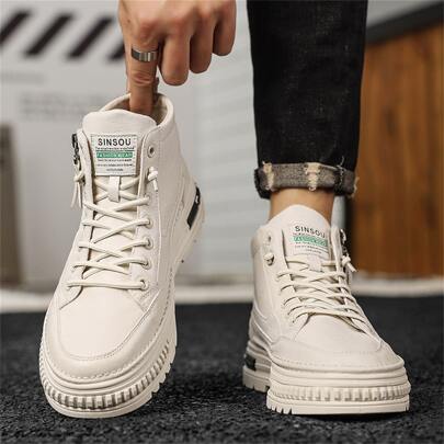 男士英伦风真皮鞋、工装靴、休闲鞋、复古牛津鞋、靴子、踝靴、工装靴、高帮鞋、韩版时尚运动鞋（建议买大一码，因为尺码偏小）