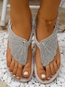 Ladies' Summer Simple White Flat Sandals, Fashionable Outdoor Beach Shoes With Glass Rhinestone Weaving - White - View 2