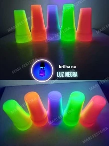 200 Copos Neon Gold 300 ml Brilha na Luz UV 4 Cores Sortidas