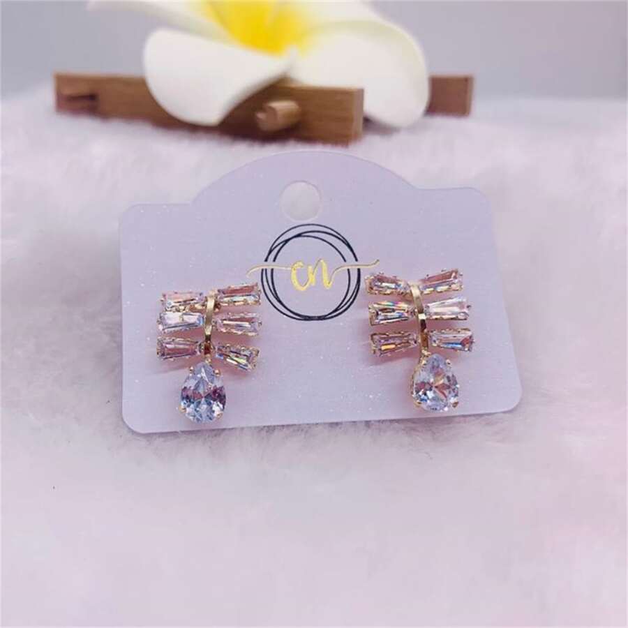 Stud Earrings - Dorado - Ver 1