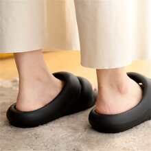GSLMOLN Women's Soft Pillow Slippers: Lightweight, Non Slip, Quick Drying, And Stylish - màu đen - Xem 4