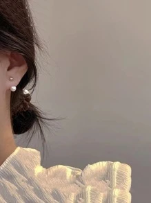 1 đôi bông tai nhỏ đính ngọc trai giả, kiểu dáng thanh lịch. Phụ kiện cho ngày Valentine. - Vàng - Xem 4