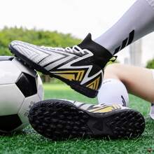 青少年高筒戶外足球鞋,短釘,耐用,舒適,適合專業訓練,個人訓練裏的 Ronaldo 釘鞋 - 黑色 - 查看 1