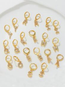1 Paire De Boucles D'oreilles Pour Femmes En Cuivre De Style Européen Et Américain De Luxe Léger Et Délicat Avec Le Design De 26 Lettres Anglaises Majuscules, Cadeau Pour Une Utilisation Quotidienne