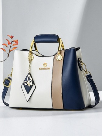 女士斜挎包，带字母图案吊坠装饰，单肩手提和斜挎，母亲节礼物，妈妈礼物，妈妈必备品，外出妈妈包，女士包优雅，引人注目的女士工作包