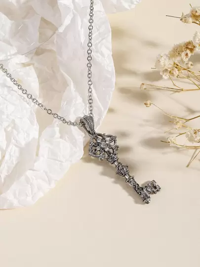 1pc Bohemian Vintage Minimalist Metal Key Pendant