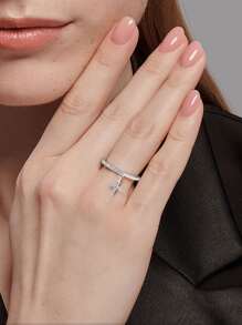 925純銀交叉形狀圓環,帶氧化鋯內嵌,時尚和簡約風格,合適的適用於全部場合至表演你的優雅和精美,A和先進首飾類 - 銀色 - 查看 3