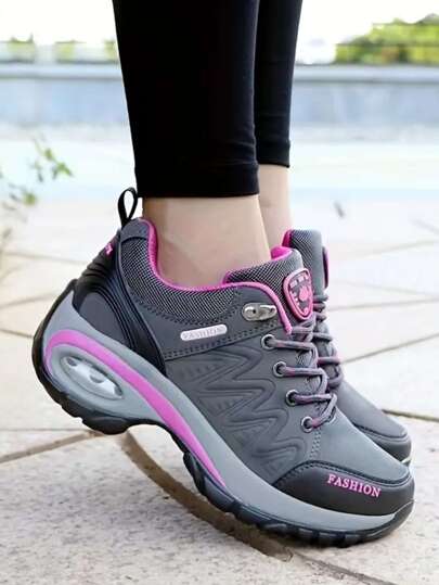 大碼女性緩衝防水台運動鞋,休閒&輕便運動鞋,灰色的