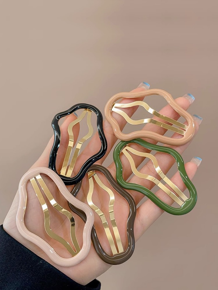 5pcs/Set Fashionable Colorful Hollow Out Cloud Shaped Hair Clips For Women, Elegant Hair Accessories For Daily Wear Street Claw Clips Hair Claws Hair Barrettes - Multicolor - View 1