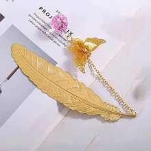 1個金屬羽毛書籤,蝴蝶書籤,適合女性讀者、畢業生、教師和學生的告別禮物,在教師、母親和書籍愛好者中也是完美的禮物! - 金色 - 查看 3
