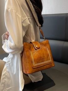 New Autumn And Winter Fashionable And Versatile Retro Style Crossbody Bag Solid Color Letter Adjustable Shoulder Strap Shoulder Bag Casual Simple Bucket Bag Suitable For Commuting To Work, Shopping And Dating., Perfect For Rodeo Occasion, Vintage Bag For Women