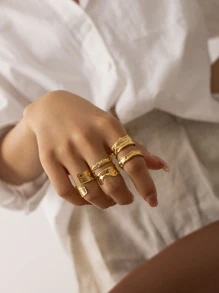 Uworld 1 Pc Of 18K Gold Stainless Steel Textured French Retro Diamond Pleated Open Rings For Daily Wear - Yellow Gold - View 3