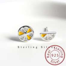 一对925纯银材质时尚简约柠檬耳环，可个性化定制，水果造型耳钉，适合女性日常佩戴