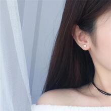 一对925纯银材质时尚简约柠檬耳环，可个性化定制，水果造型耳钉，适合女性日常佩戴