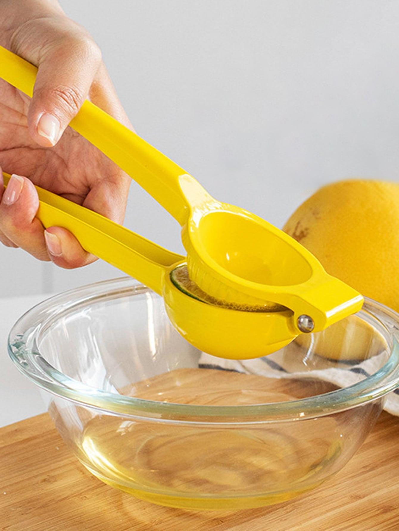 1pc Lemon Squeezer Press, Hand Juicer Kitchen Tool SHEIN USA