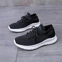 甲廉1雙運動風肩帶和鞋帶裝飾的慢跑鞋,既適合休閒又適合行走,eva鞋底帶有抗菌和除臭特性,適用於男性 - 黑色 - 查看 1