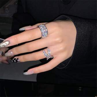 VKHK 2入組/套豪華方晶鋯石幾何開口戒指套裝帶充分鑽孔,完美適用於兩者日常穿著和婚禮