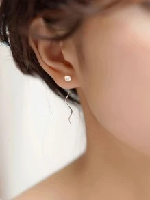 1對女士流蘇耳環，簡約優雅設計，配以奢華水晶和波浪耳環假耳針，適用於假期 - 白色 - 查看 5
