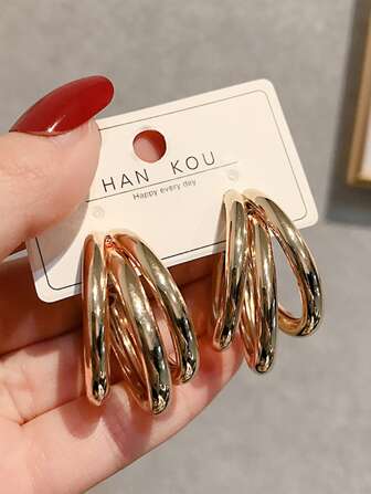 1雙簡約風奢華不銹鋼18K金鍍金3線鏤空圓耳環合適的適用於女性日常穿著