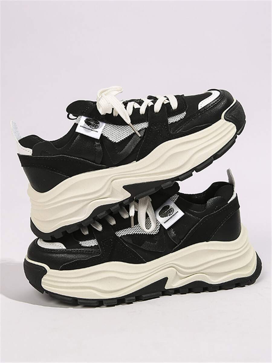 不太受歡迎的女鞋，2023秋冬新款厚底休閒粗跟運動鞋 - 黑色 - 查看 1