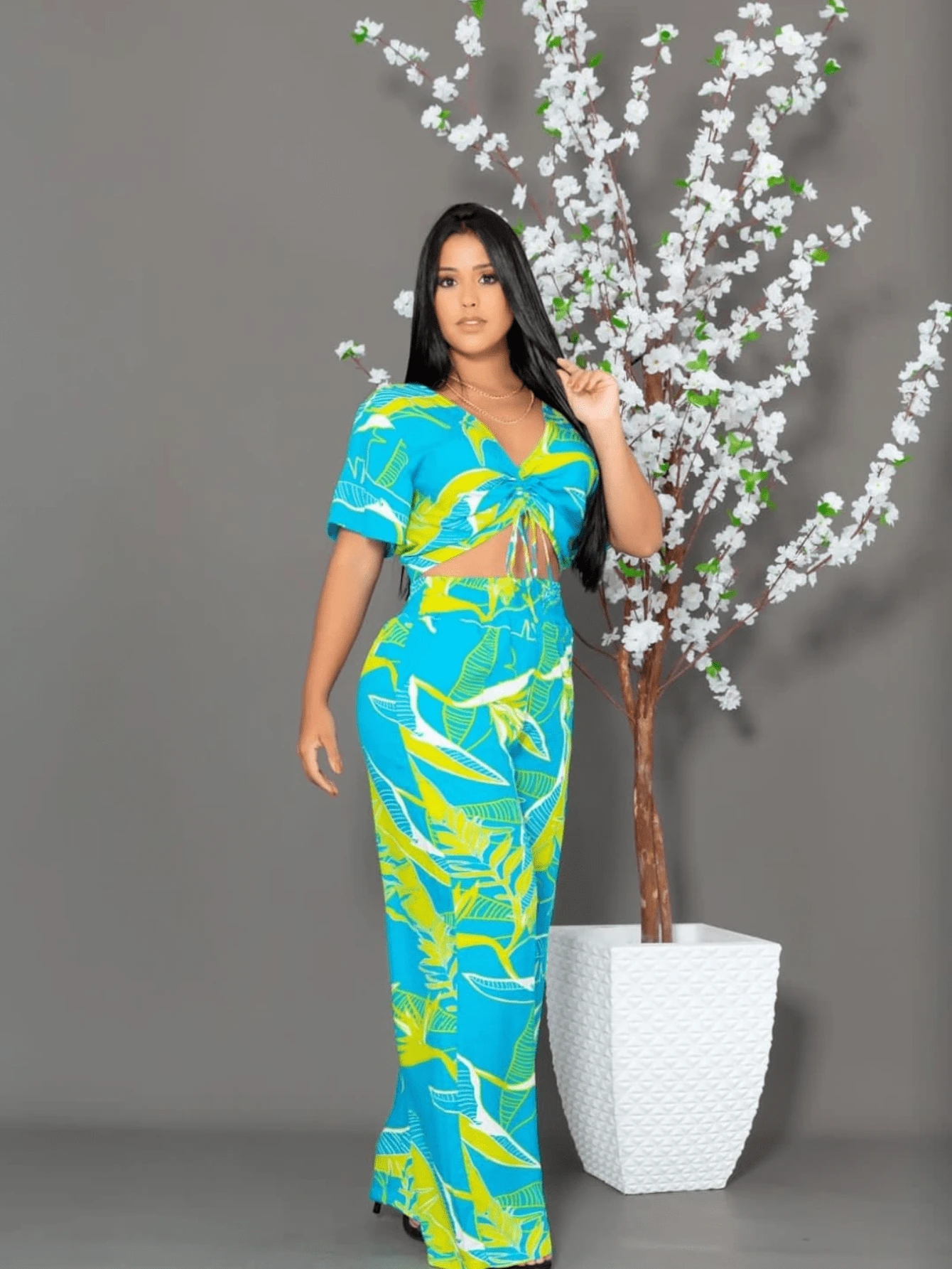 Women Two-piece Outfits - 綠色 - 查看 1