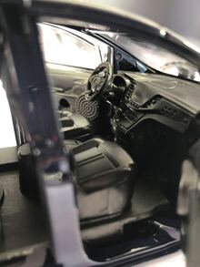 1入組 16x7.5x5.5cm 鋅合金壓鑄模型玩具車，藍色商務車和麵包車；帶有可打開門和引擎蓋、模擬內飾和可移動輪子適合男孩兒童生日或禮物 - 藍色 - 查看 7