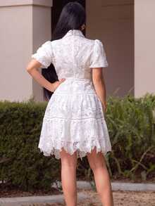 Casual White Dress With Floral Fabric - White - View 3