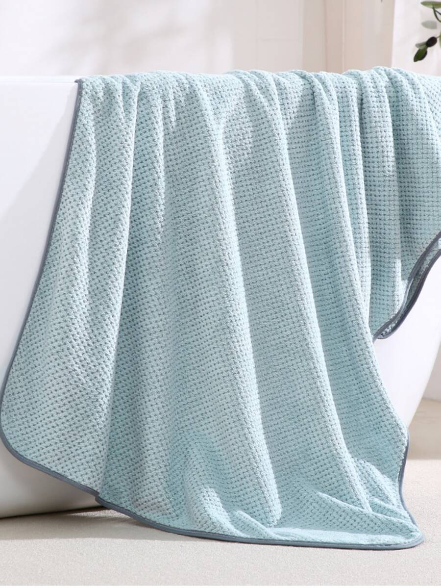 1 Chiếc Khăn Tắm Hình Chữ Nhật Lớn Bằng Sợi Polyester Màu Xanh, Kích Thước 33,84 * 67,3 Inch, Dành Cho Nam Và Nữ, Người Lớn Trong Gia Đình, Khăn Tắm Bơi Cho Trẻ Em, Nhanh Khô Và Thấm Nước, Mềm Mại Và Không Phai Màu, Thích Hợp Cho Phòng Tắm, Khách Sạn, Phòng Tập Thể Dục, V.v. - Màu xanh lam - Xem 1