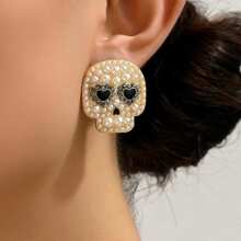 1對座愛心眼骷髏鑽石耳釘，甜美時尚鑲嵌水晶萬聖節耳環珠寶，適合女性和少女 - 黑與白 - 查看 1