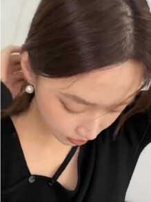 1pair New Design S925 Silver Clam Faux Pearl Earrings - White - View 2