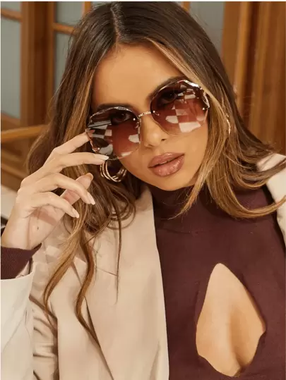 1pc Metal Rimless Rhinestone Edged Fashion Decorative Glasses, New Style Rimless Edged Fashion Glasses, Korean Version, Retro Fashionable Glasses For Influencers