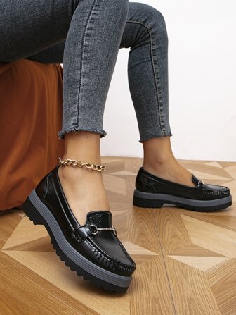 Women's Two Tone Thick Soled Anti-slip Loafers With Buckle Accents, Black Office Work Shoes In British Style