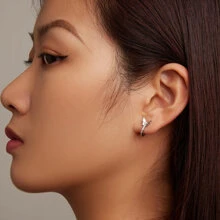 1 pereche de cercei cu clips din argint 925 cu model fluture minimalist, mini cercei drăguți și la modă pentru femei, bijuterii delicate, cadou de petrecere - Argint - Vizualizare 7