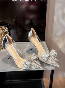 Zapatillas de tacón de aguja de punta afilada adornadas con mariposa y flor de diamantes de imitación para mujer, plateado de moda - Plateado - Ver 5
