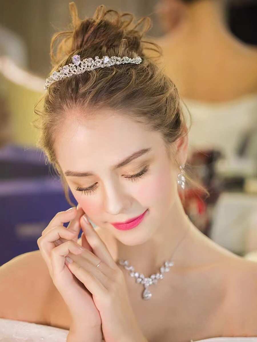 镶钻皇冠发饰 优雅头饰 新娘发饰 婚礼发饰 - 銀色 - 查看 1